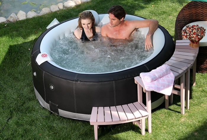 Inflatable Hot tubs 
