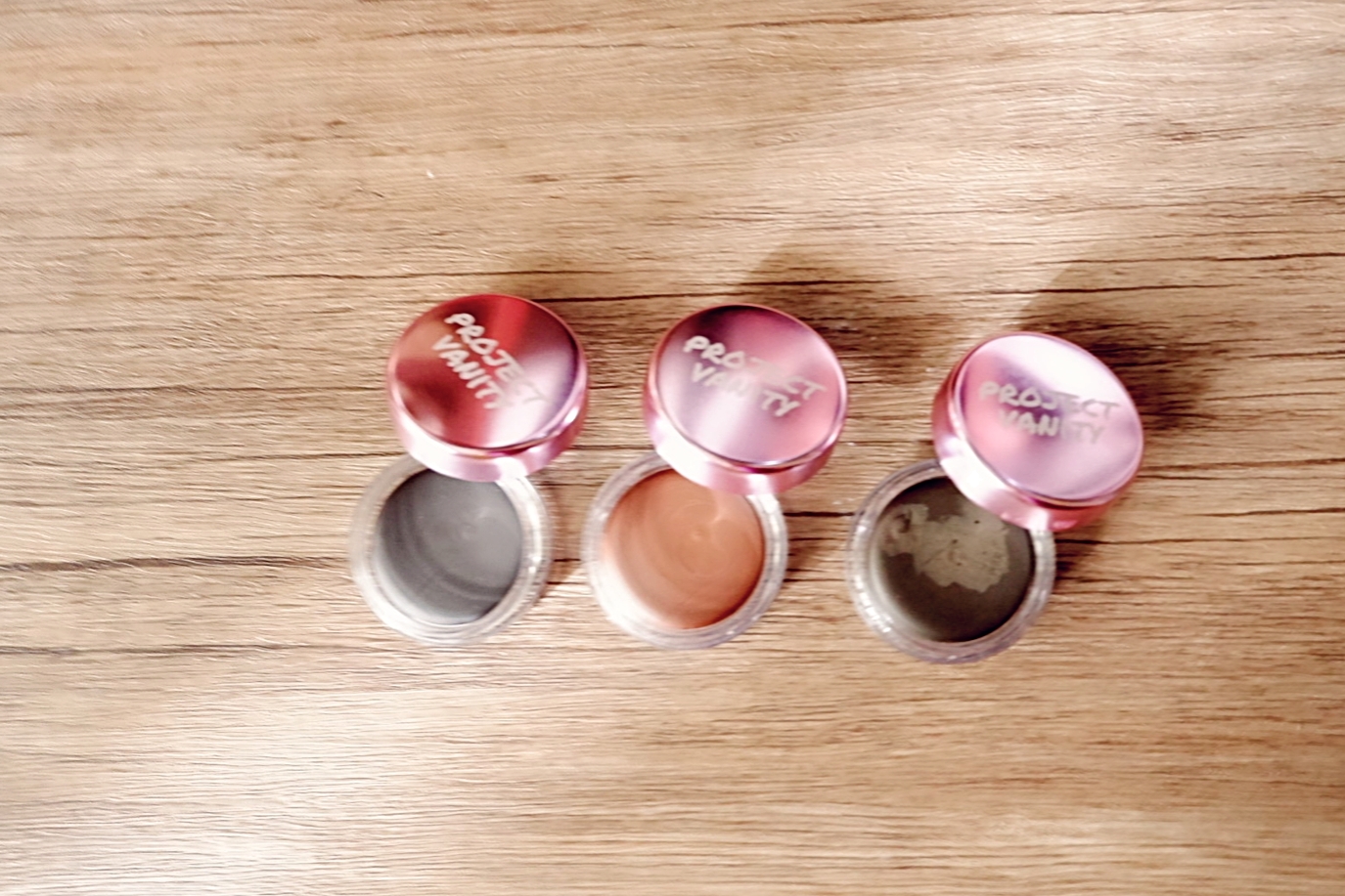 Project Vanity x Ellana Minerals Life Proof Eyebrow Gel Review 