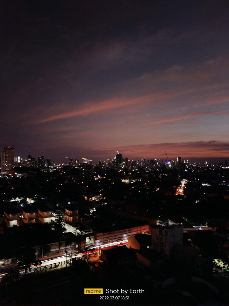 realme 9 pro review philippines neon trail light trail