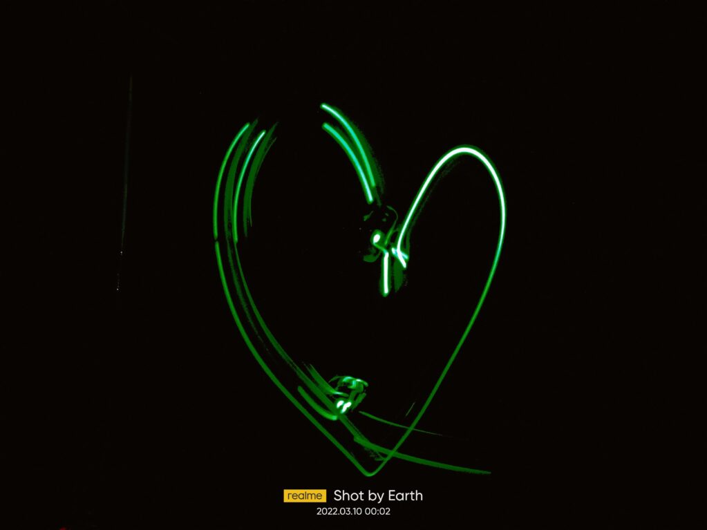 realme 9 pro review Philippines rush hour light pointing 